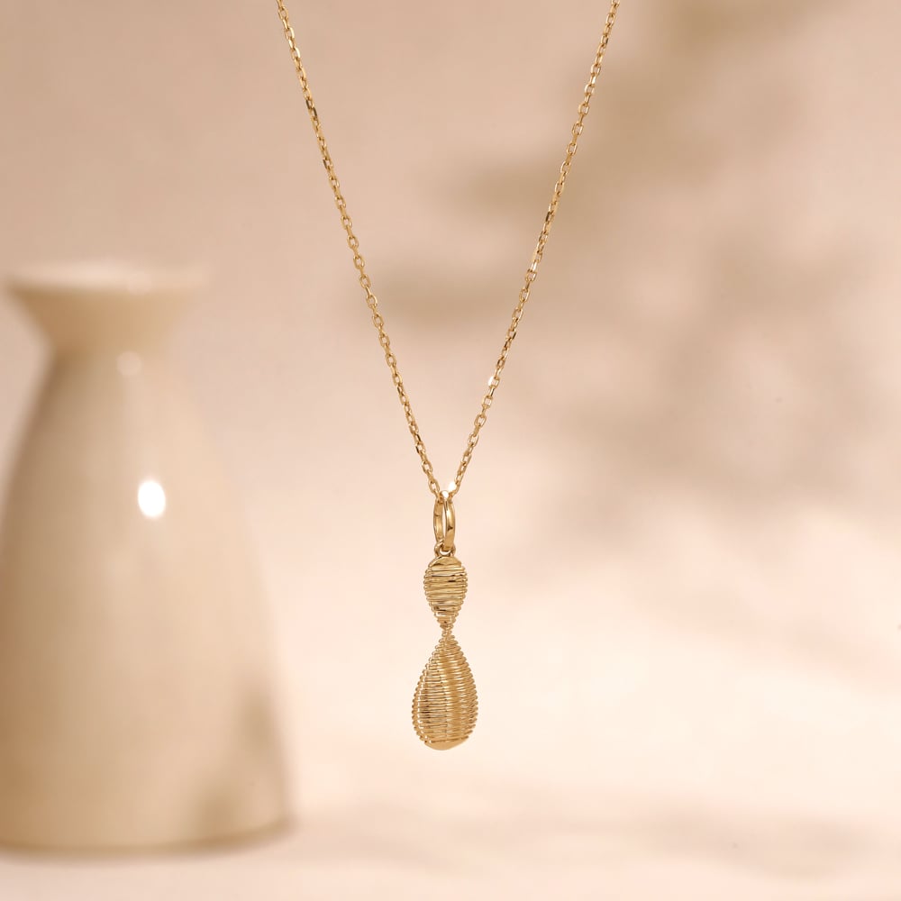Textured Twist Gold Pendant