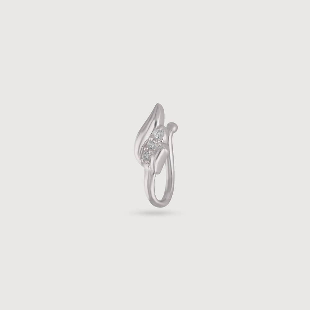 Dreamy Gleam Silver Nose Pin,,hi-res thumbnail 3