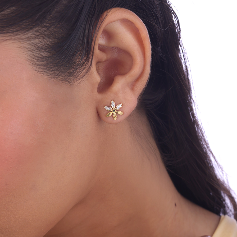 Light Buzz Diamond Stud Earrings,,hi-res thumbnail 2
