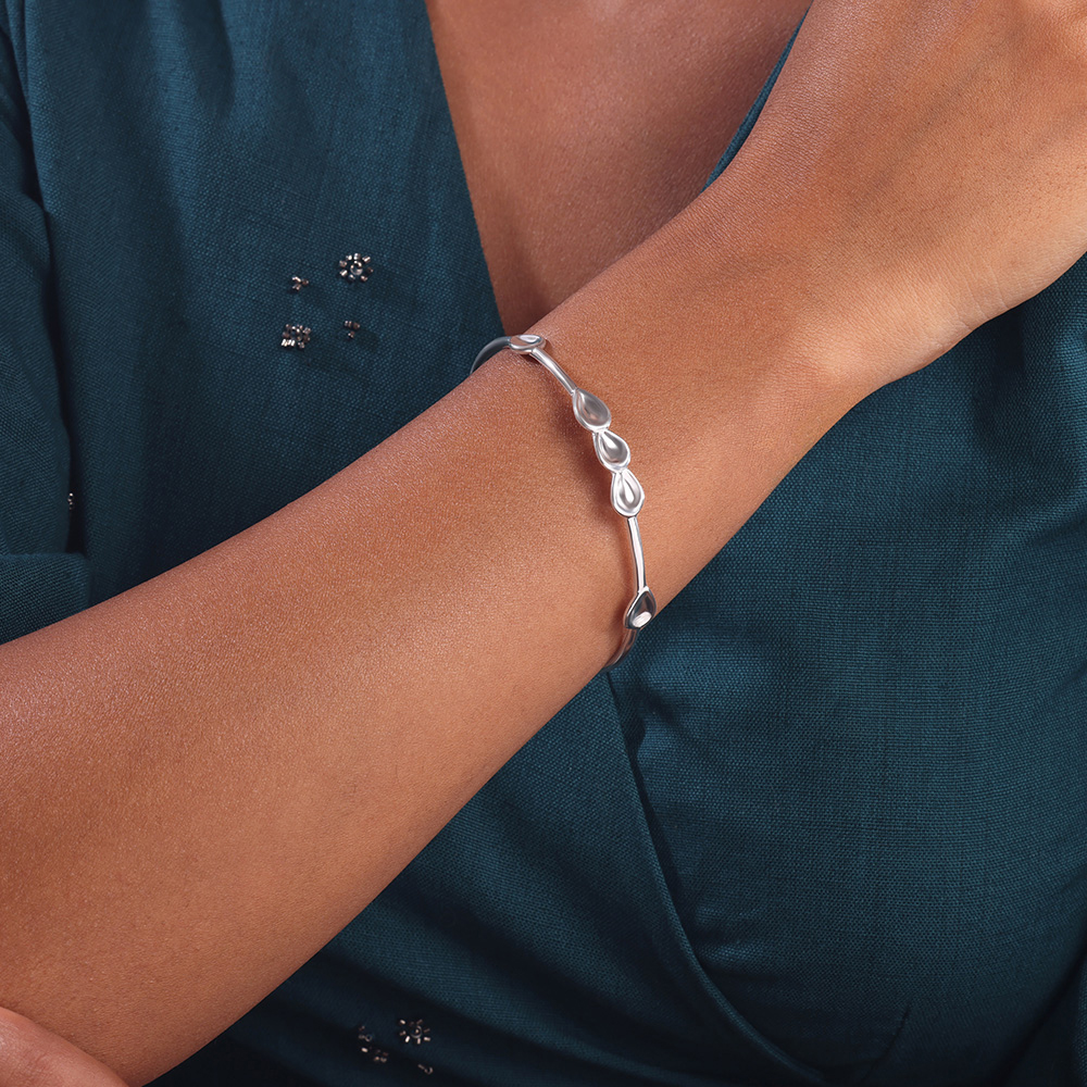 Drizzle Glint Silver Bangle,,hi-res thumbnail 2
