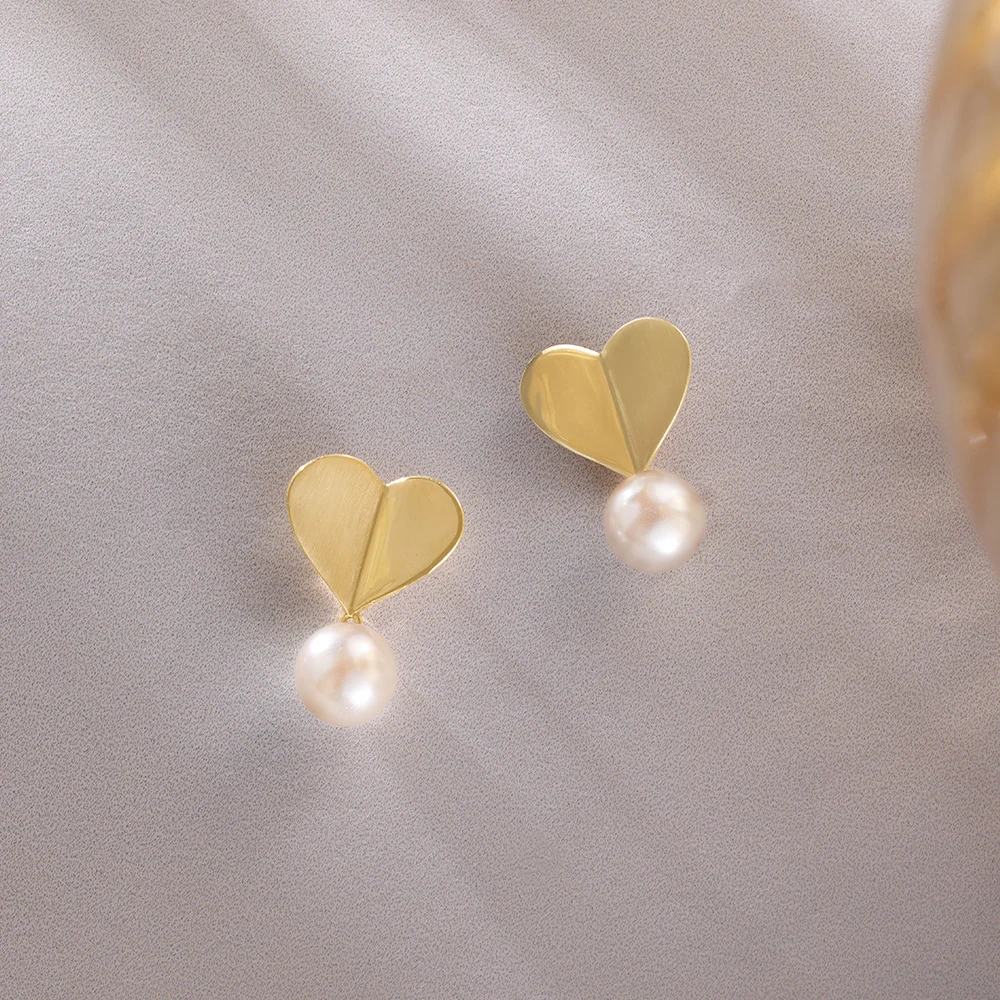 Sweetheart Glow Gold Earrings