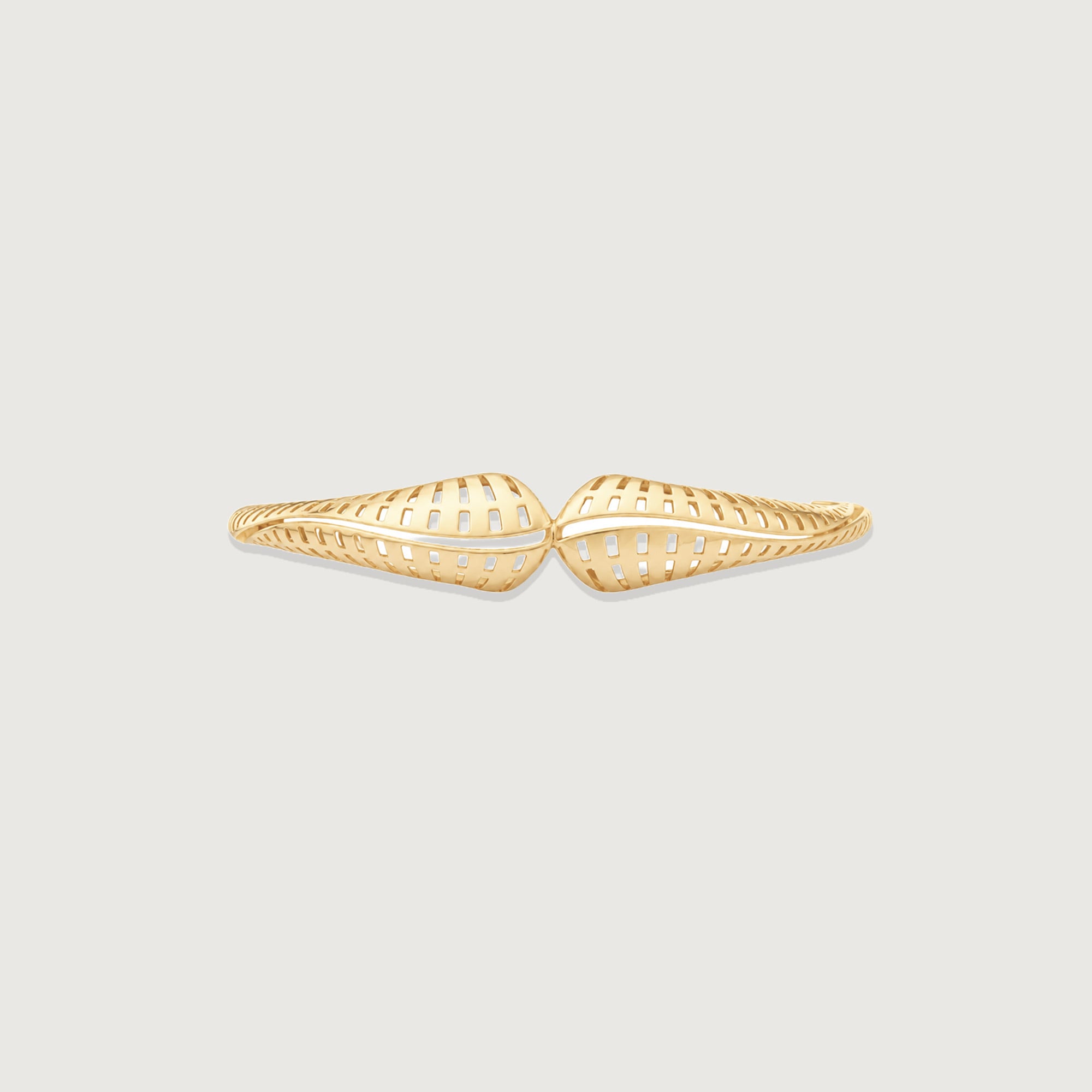 Graceful Leaf Gold Bangle